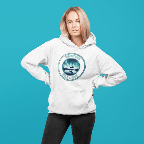 This hoodie brings the heart of Manitoba’s wilderness to life, featuring a majestic moose under the breathtaking glow of the Northern Lights.